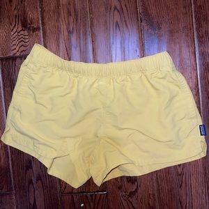 Patagonia Barely Baggies Shorts - Women's Medium Yellow